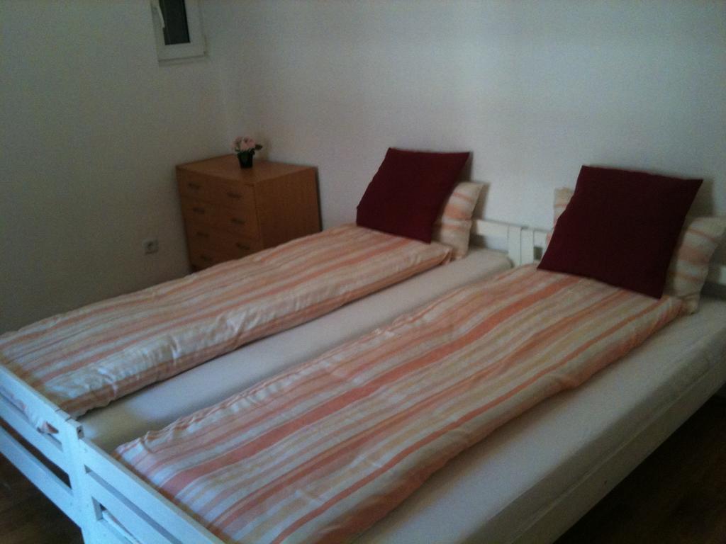 Caterina Private Rooms And Apartments Budapest Ruang foto