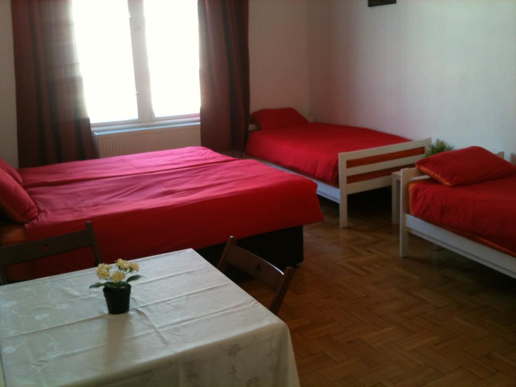 Caterina Private Rooms And Apartments Budapest Bagian luar foto