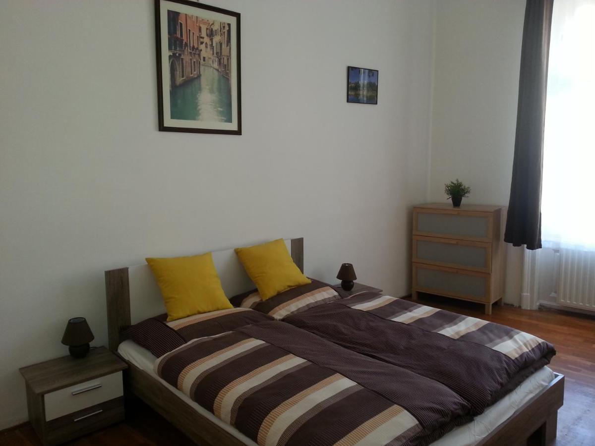 Caterina Private Rooms And Apartments Budapest Ruang foto